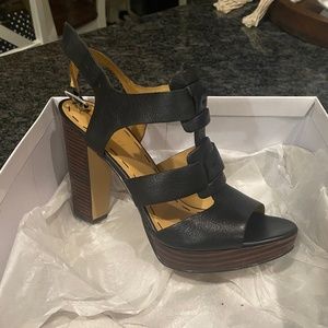 Nine West Declan